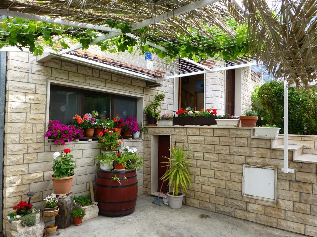 Mador Appartement Makarska